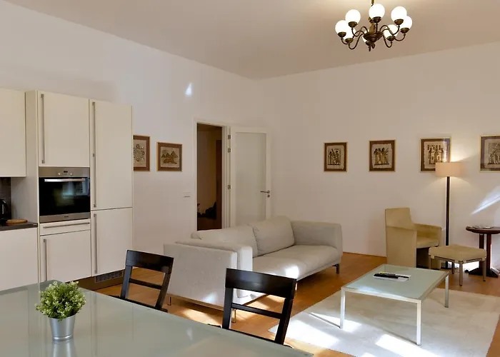 Kolonada Luxury 2 Bedroom Snezka Апартаменты *
