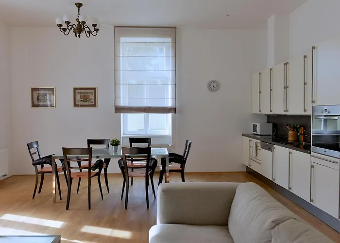 Kolonada Luxury 2 Bedroom Snezka Марианске-Лазне